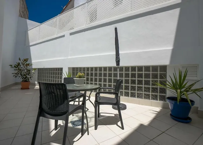 Mombasa 1 Planta *
