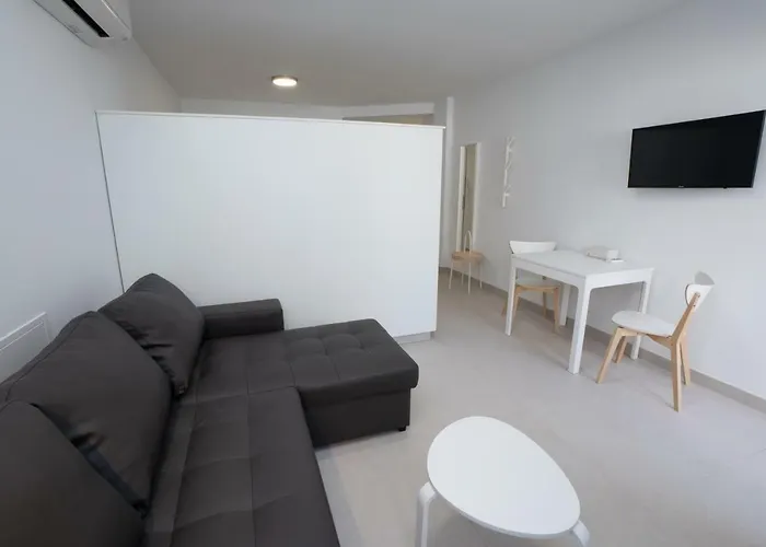 Mombasa 1 Planta Apartmán Nerja