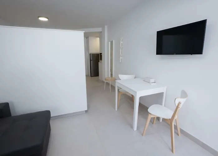 Mombasa 1 Planta Apartmán *