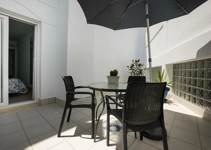 Mombasa 1 Planta Apartmán