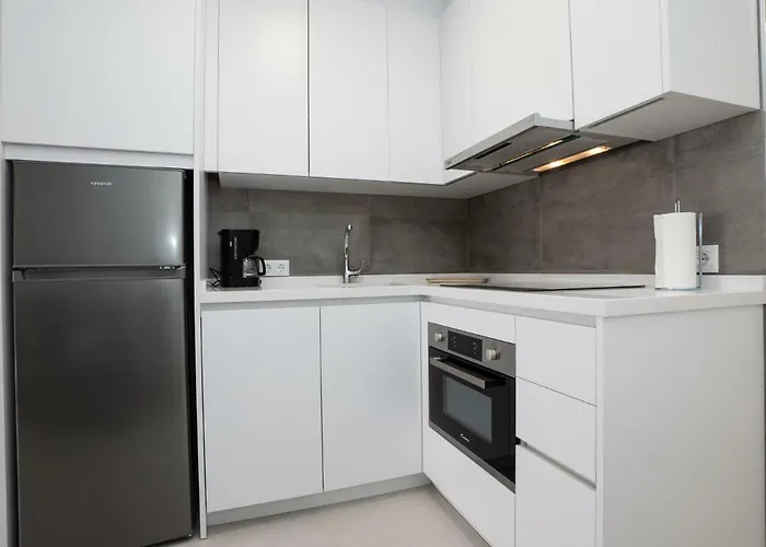 Mombasa 1 Planta Nerja